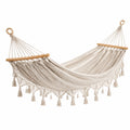 Amaca in cotone macramè con barre in legno di faggio beige